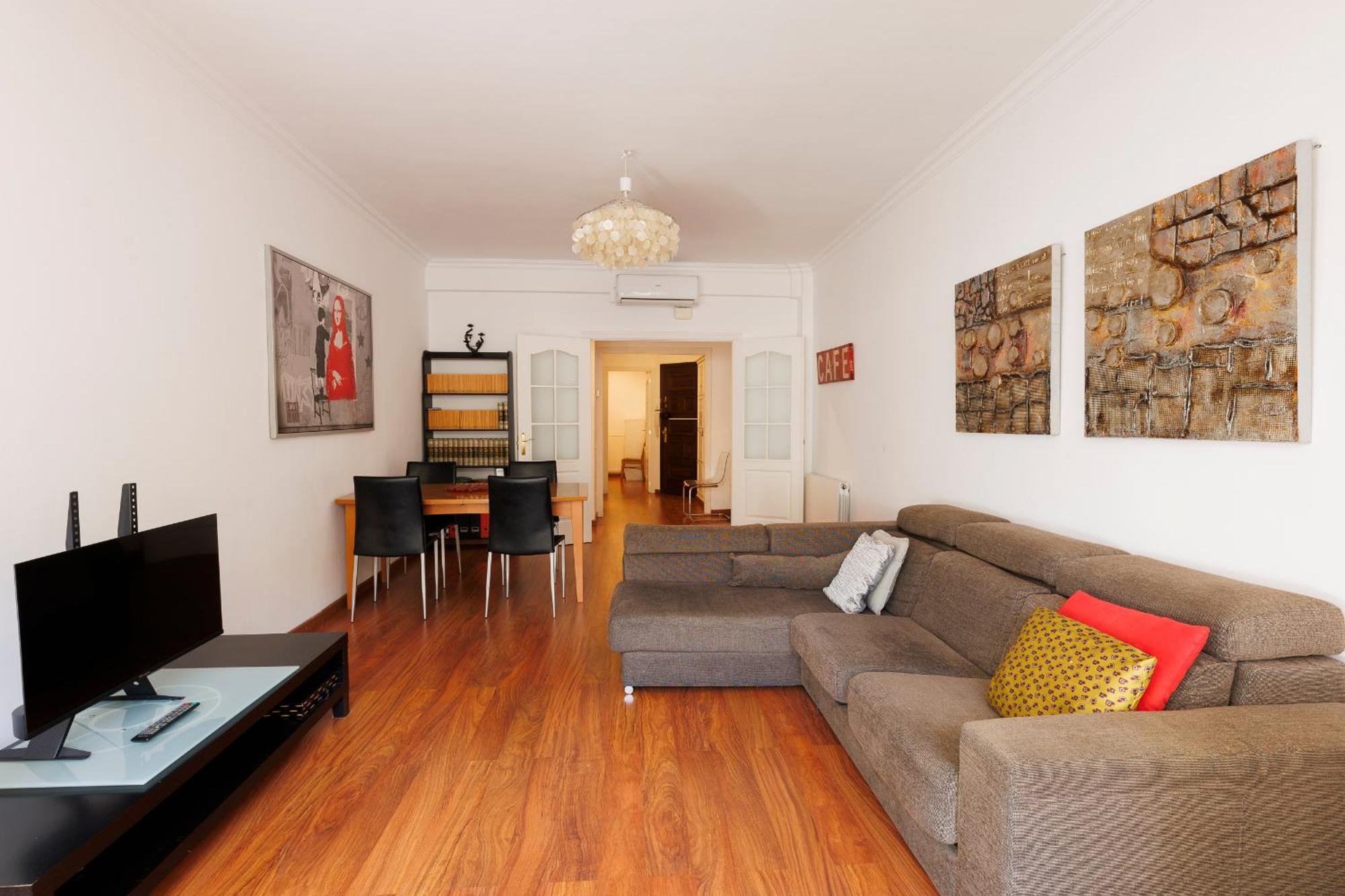 ברצלונה Aparteasy - Private Terrace, 3-Bedroom Apartment מראה חיצוני תמונה