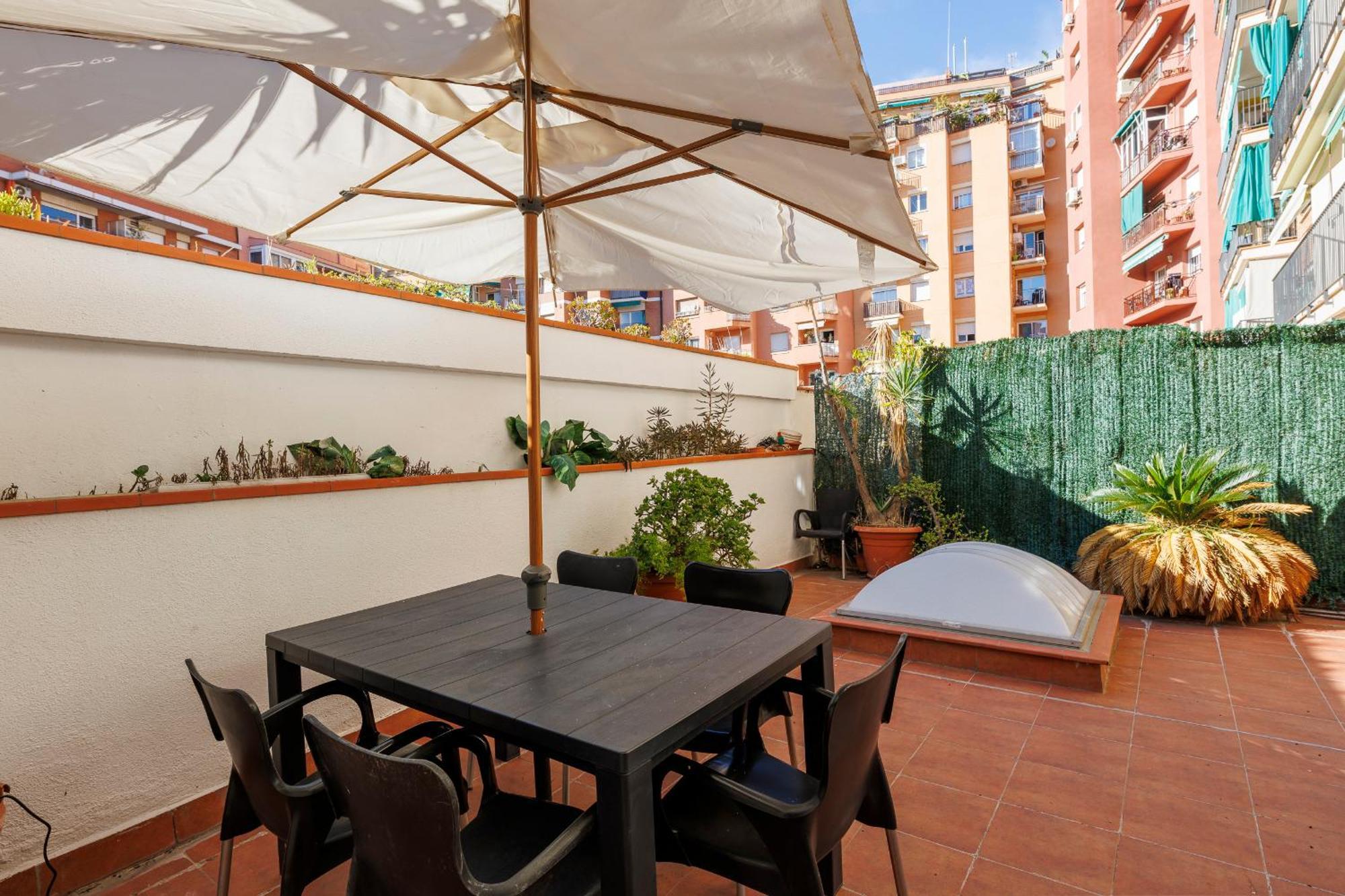 ברצלונה Aparteasy - Private Terrace, 3-Bedroom Apartment מראה חיצוני תמונה