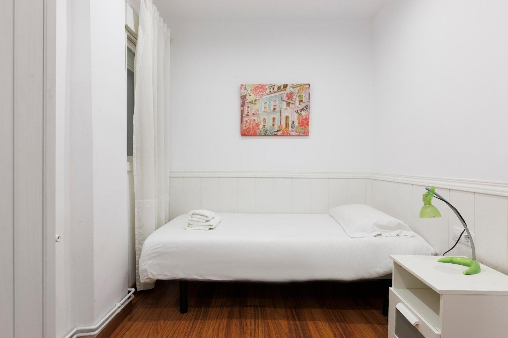 ברצלונה Aparteasy - Private Terrace, 3-Bedroom Apartment מראה חיצוני תמונה