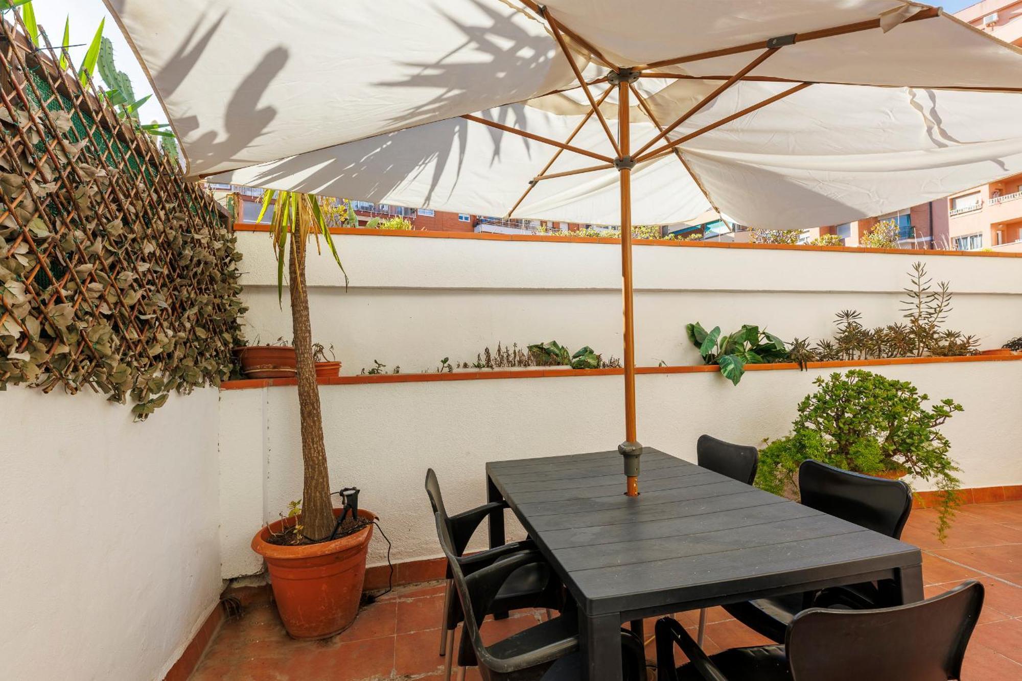 ברצלונה Aparteasy - Private Terrace, 3-Bedroom Apartment מראה חיצוני תמונה